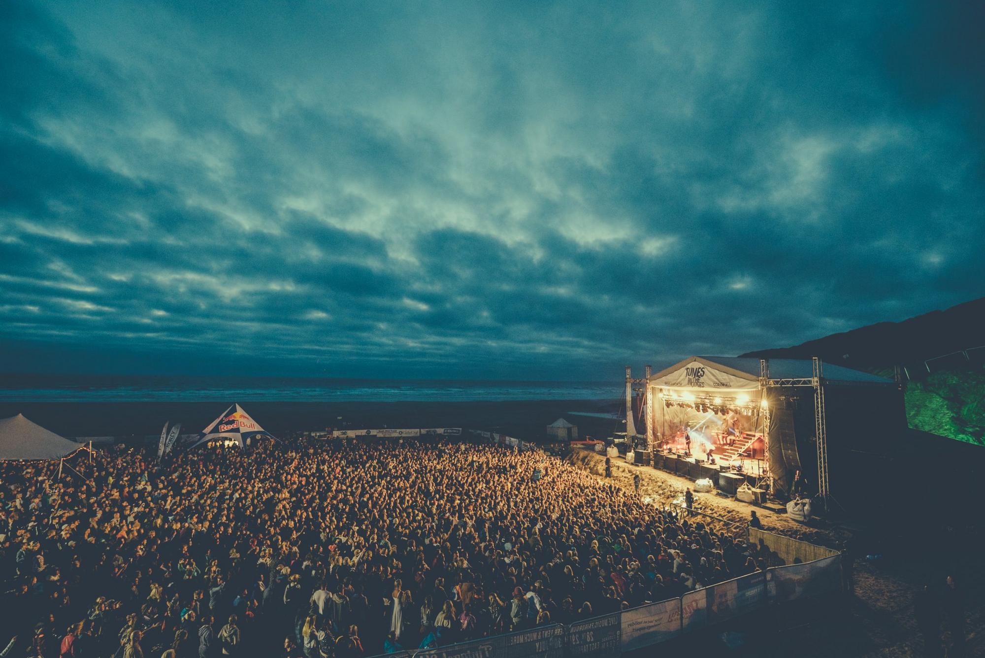 Supersized beach party!